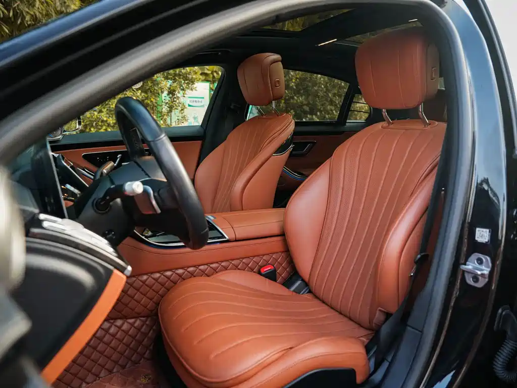 Mercedes-Benz S-Class — миниатюра 12