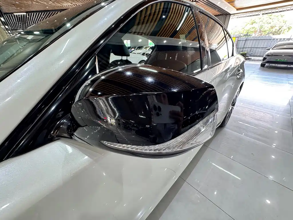 Infiniti Q50L — миниатюра 27