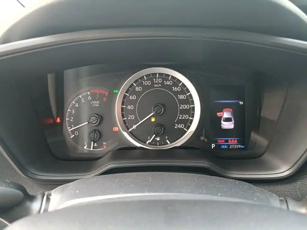 Toyota Corolla — миниатюра 12