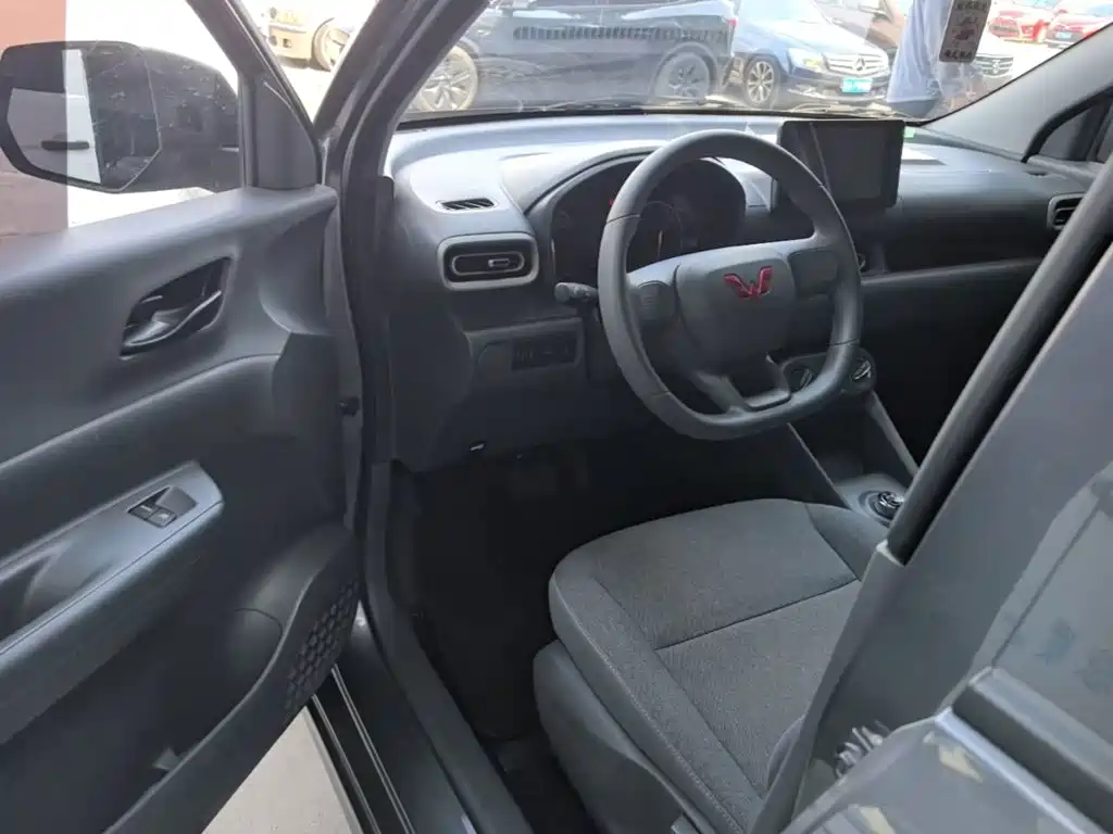 Wuling Hongguang EV — миниатюра 16