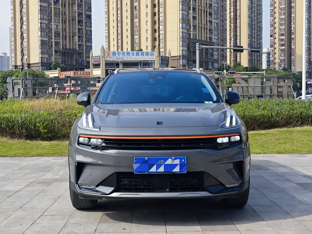 Lynk & Co 06 — миниатюра 2