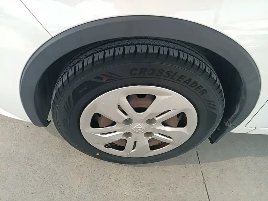 Baojun 310W — миниатюра 23