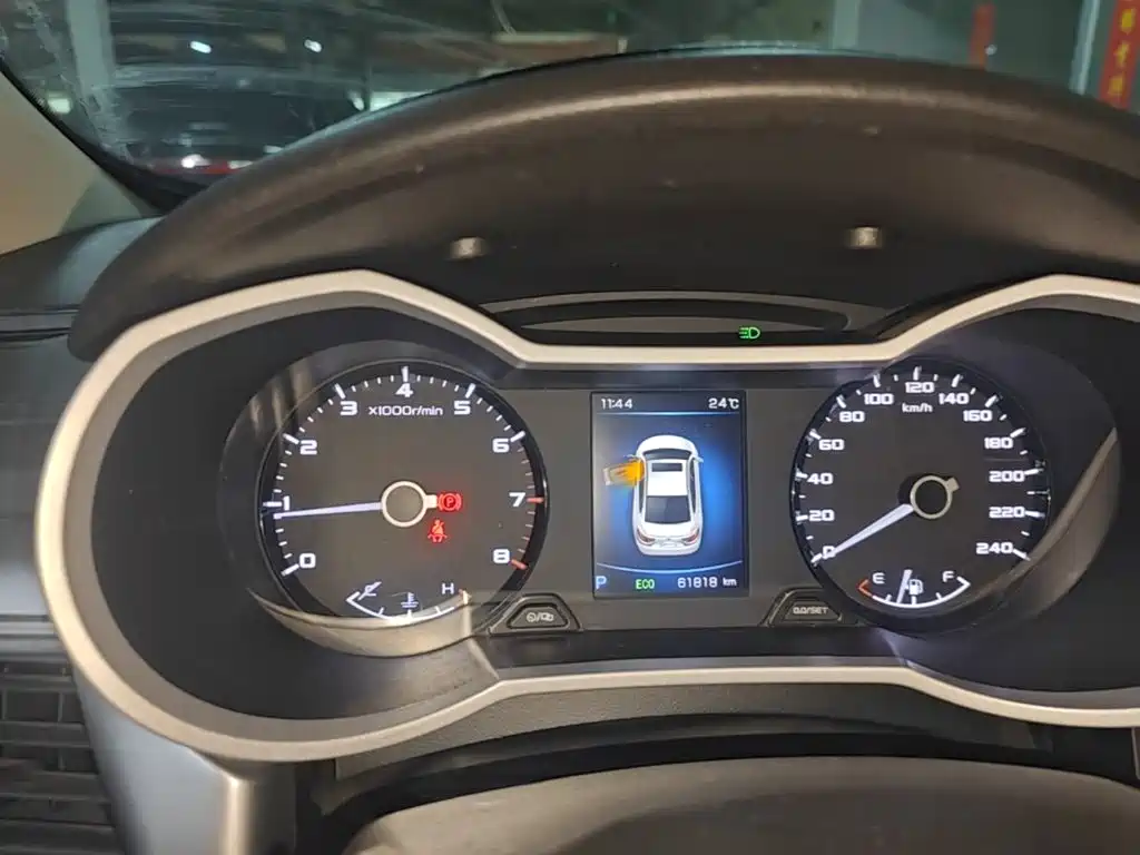 Geely Emgrand GL — миниатюра 12