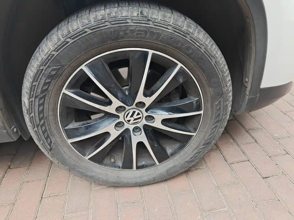 Volkswagen Tiguan — миниатюра 24