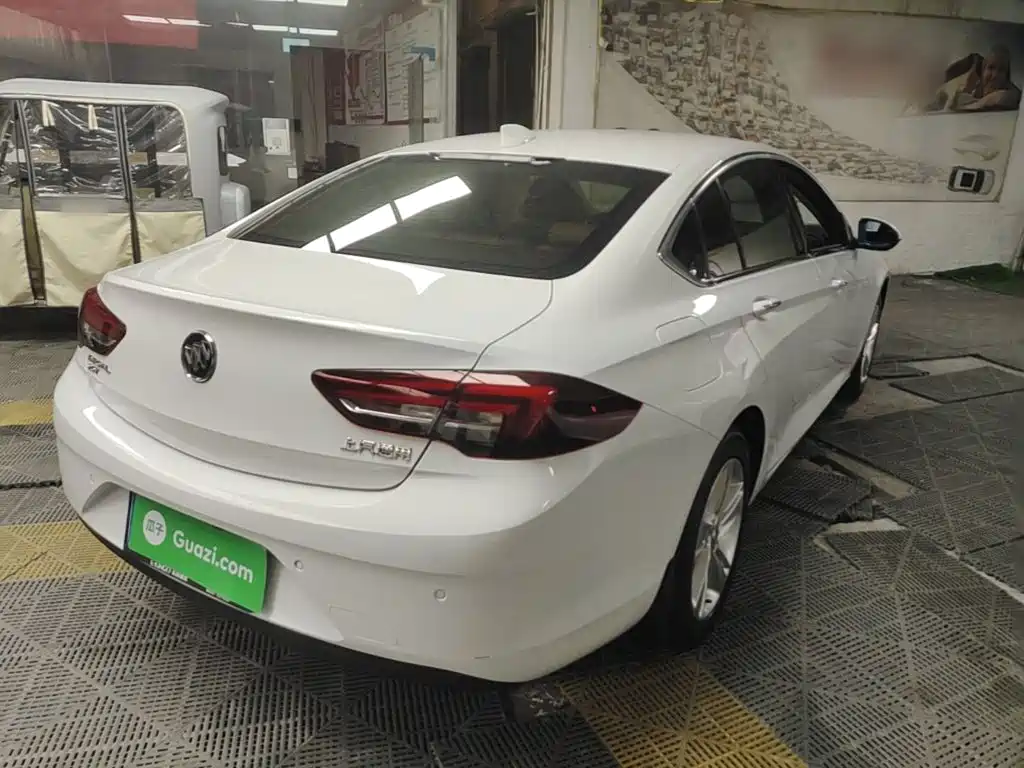 Buick Regal — миниатюра 7