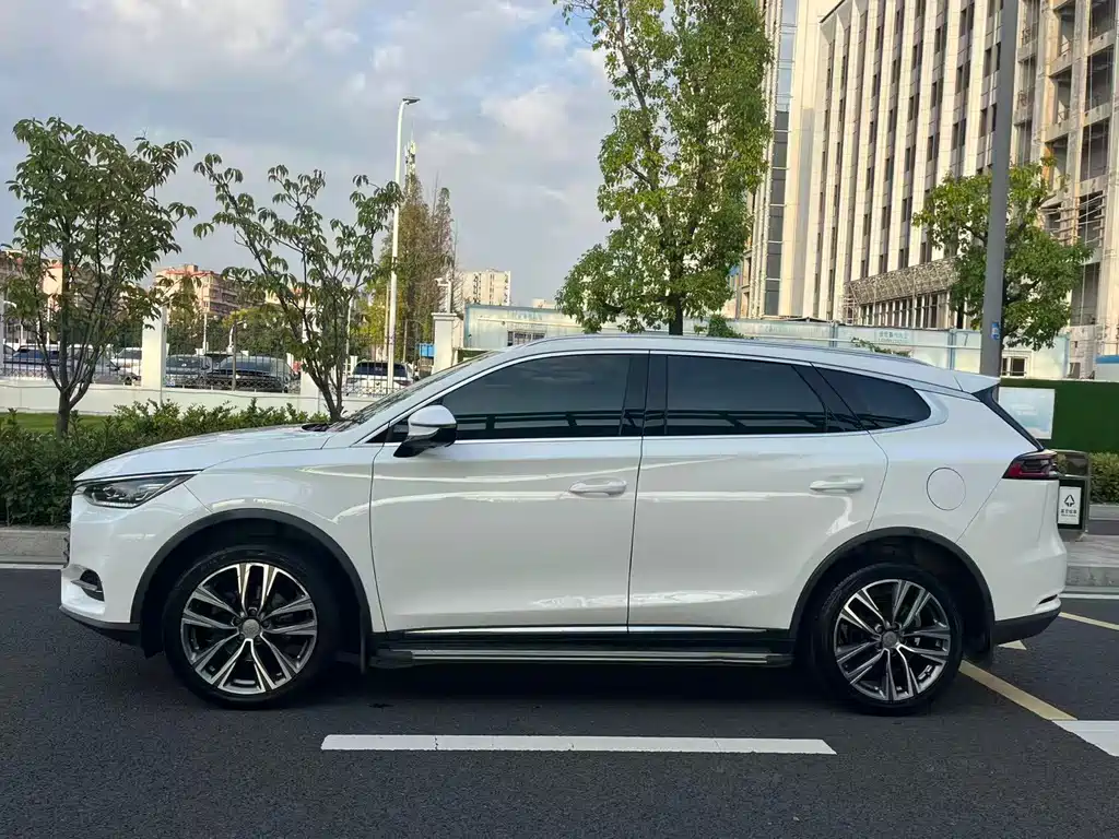 BYD Tang — миниатюра 9