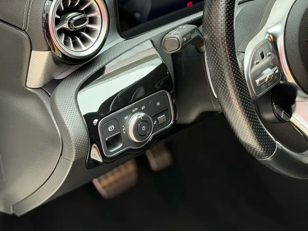 Mercedes-Benz A-Class AMG — миниатюра 12