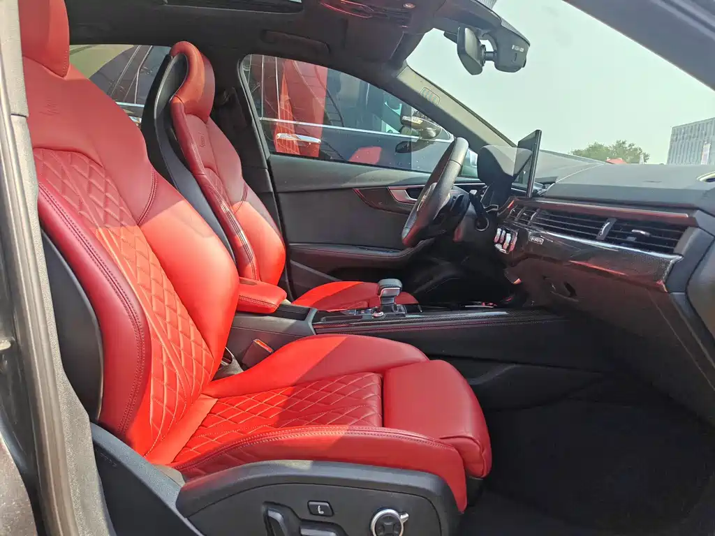 Audi S4 — миниатюра 14
