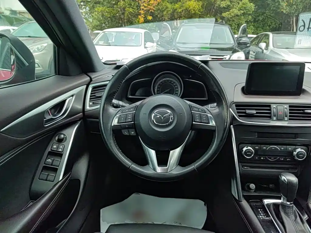 Mazda CX-4 — миниатюра 11