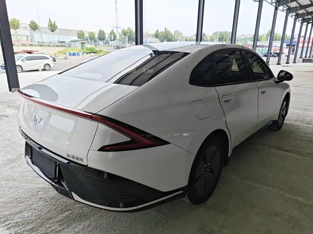 Wuling Xingguang — миниатюра 7