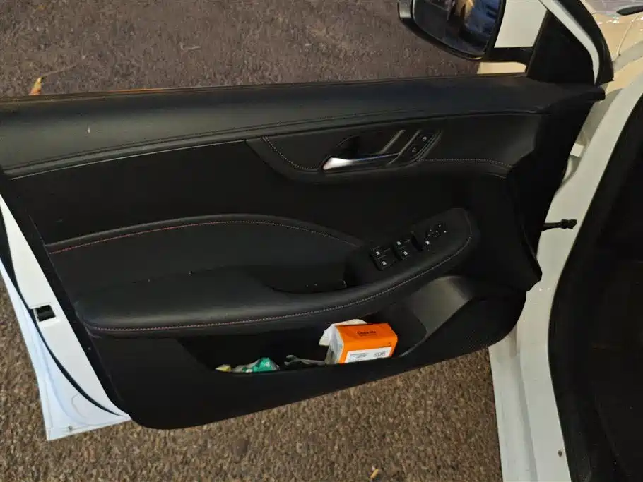 Roewe i5 2023 1.5L MT