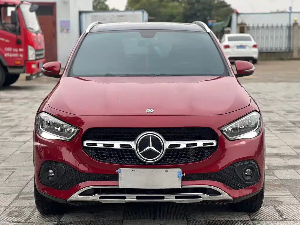 Mercedes-Benz GLA — миниатюра 2