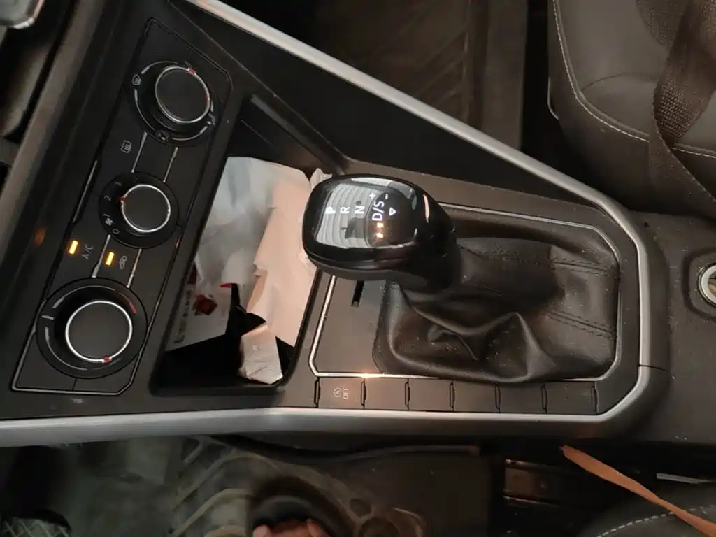 Volkswagen Polo — миниатюра 14
