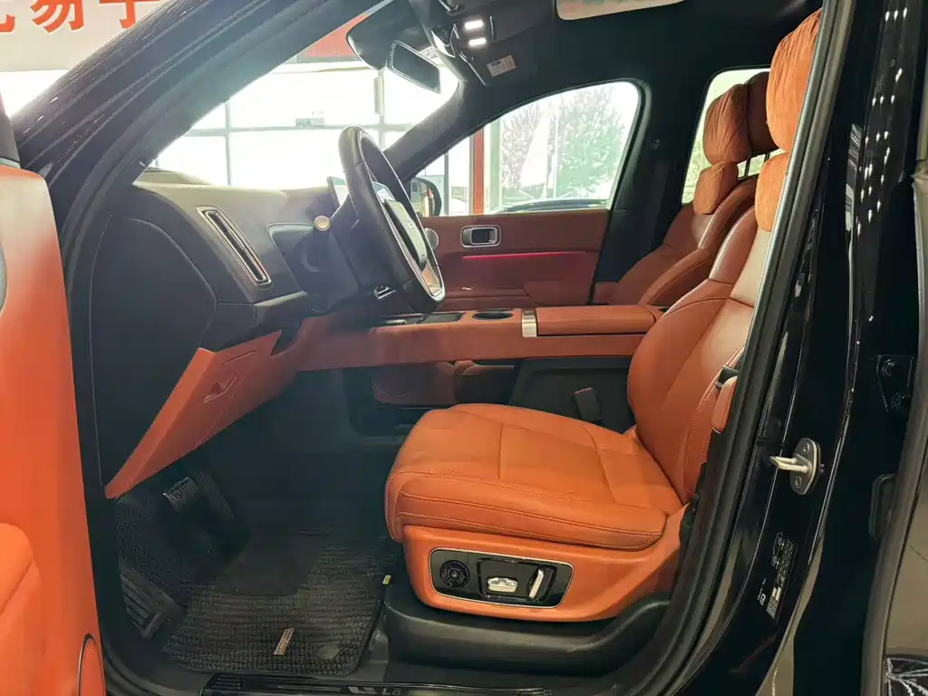 Li Auto Li L8 — миниатюра 3