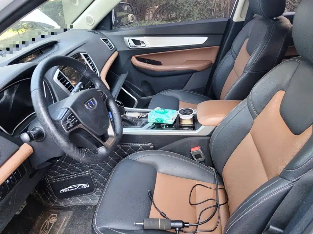 Geely Vision X6 — миниатюра 11
