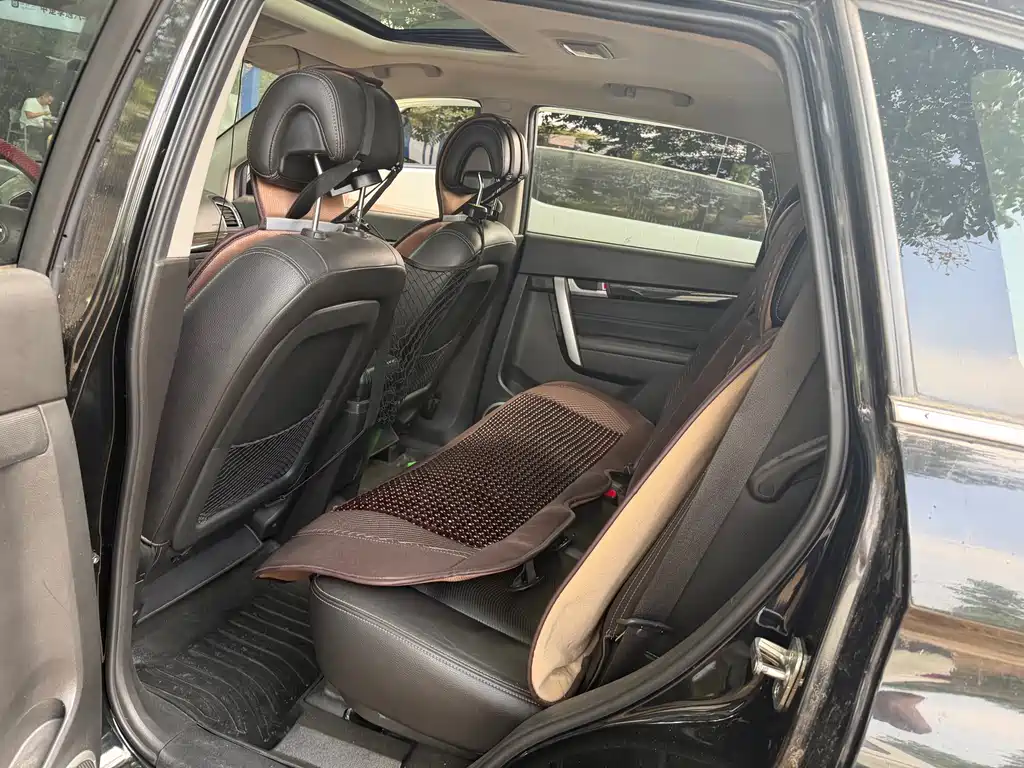 Chevrolet Captiva — миниатюра 5