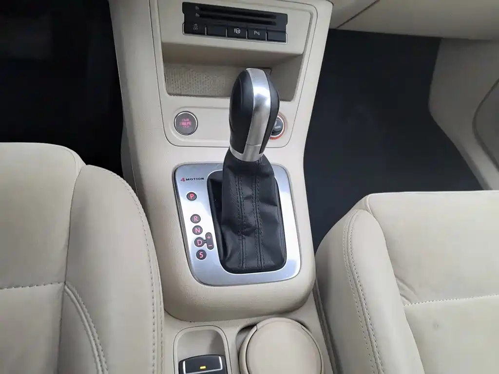Volkswagen Tiguan — миниатюра 13