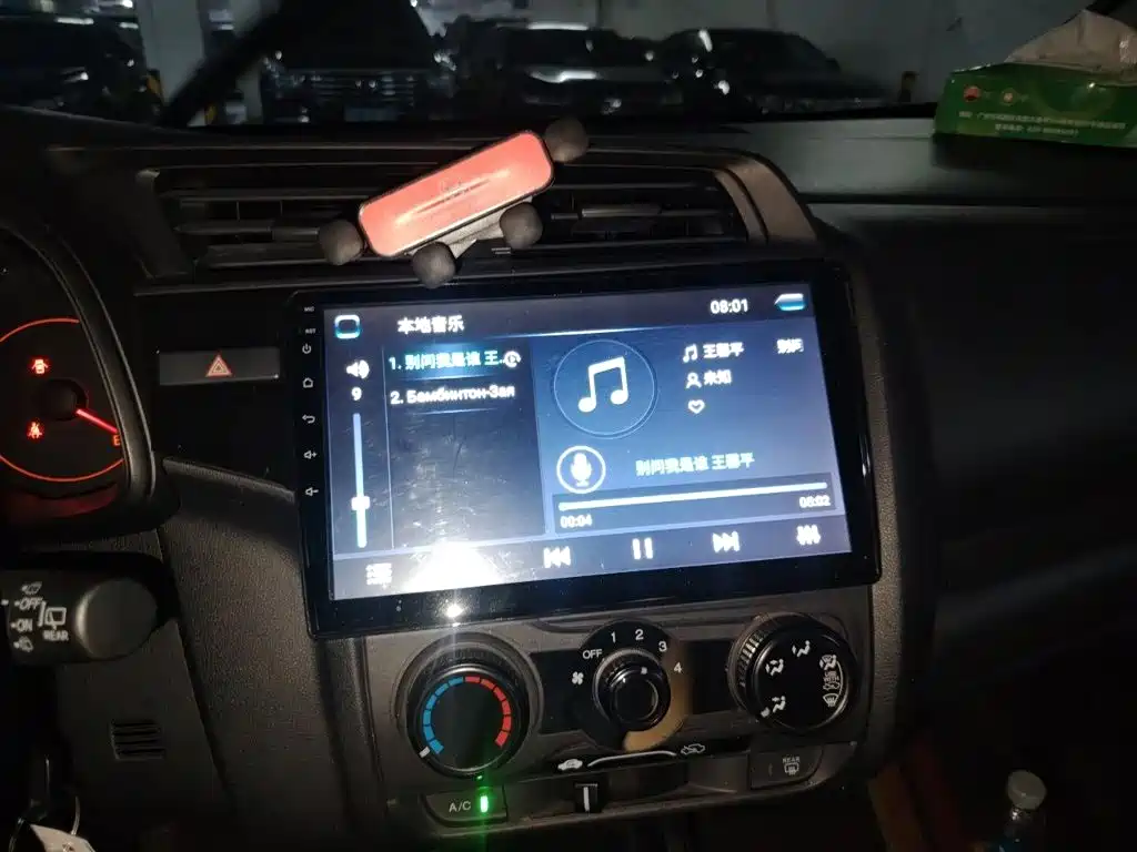 Honda Fit — миниатюра 6