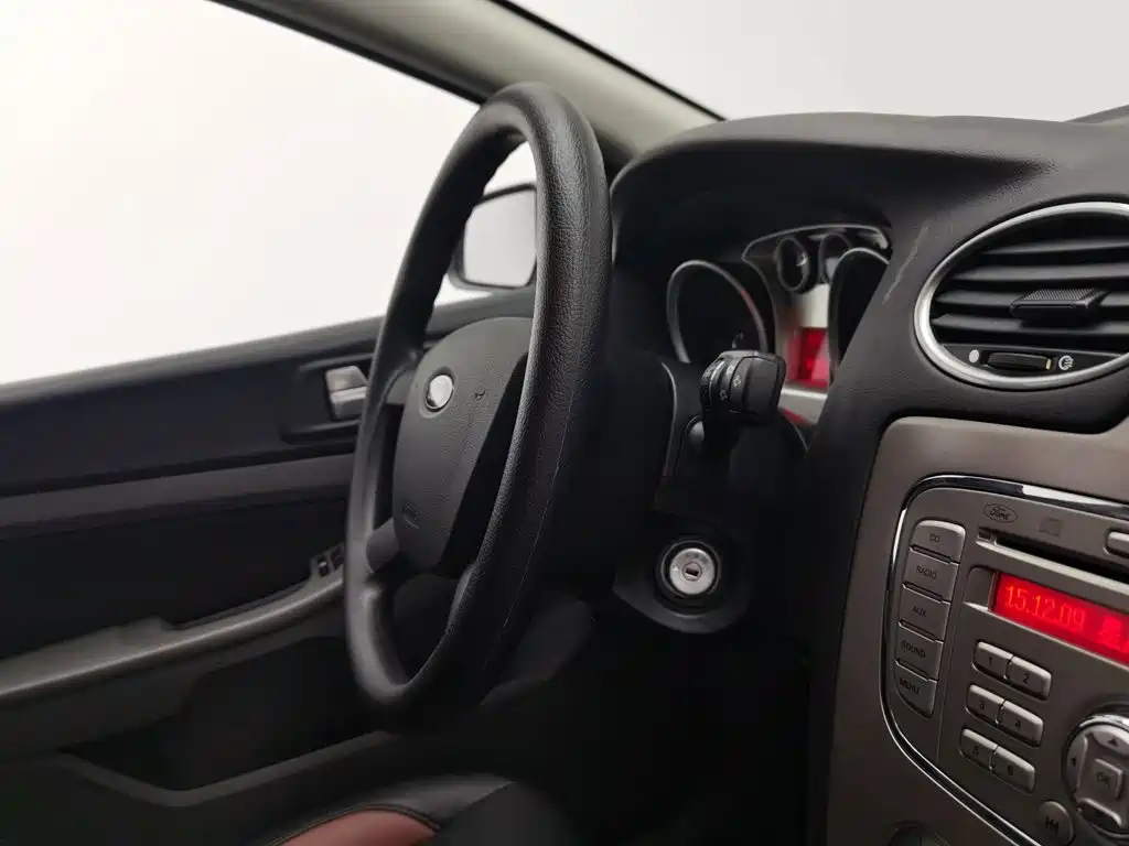 Ford Focus — миниатюра 22