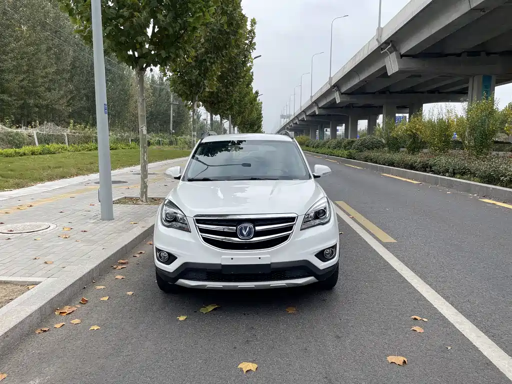 CHANGAN CS35