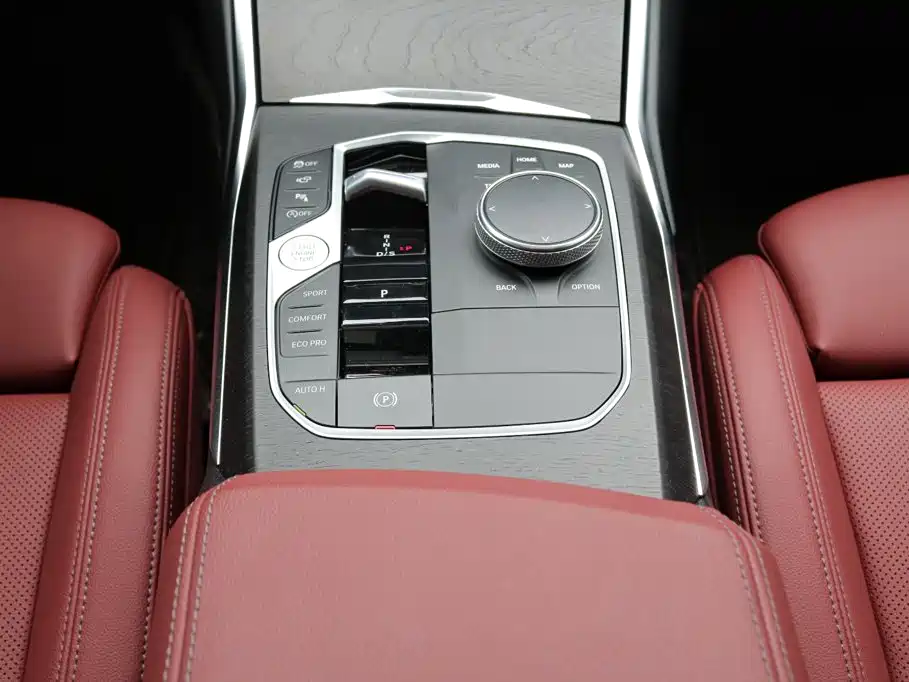 BMW 3 Series — миниатюра 8
