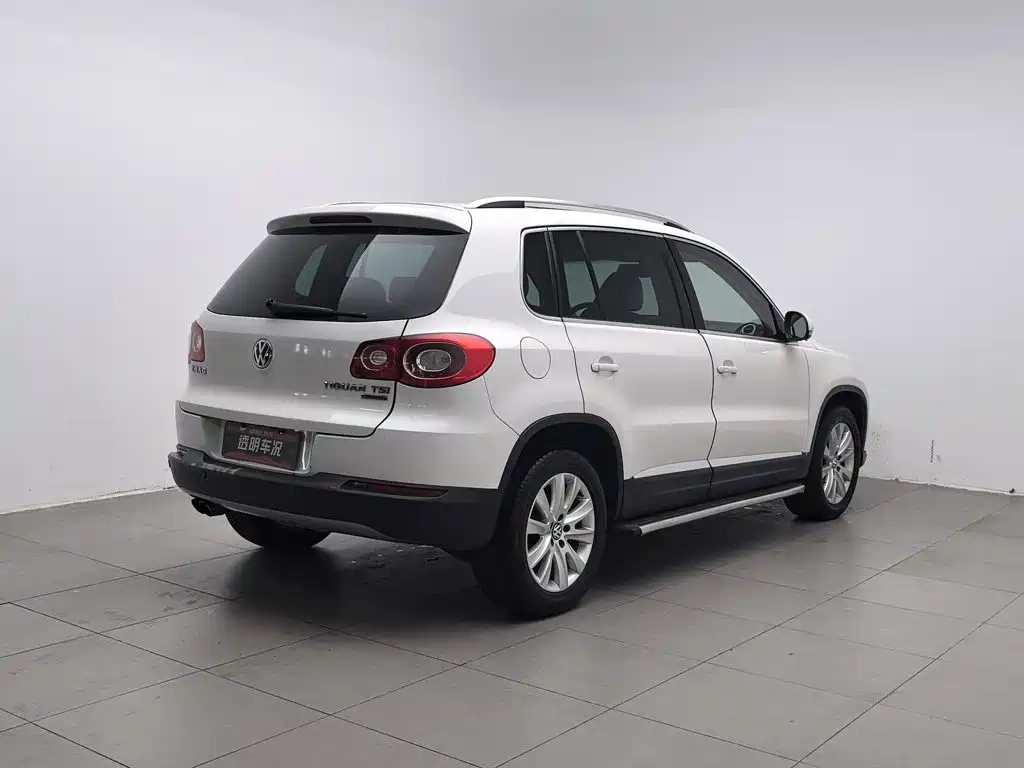 Volkswagen Tiguan — миниатюра 2