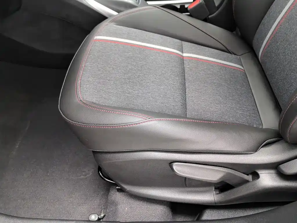 Chevrolet Trax — миниатюра 20