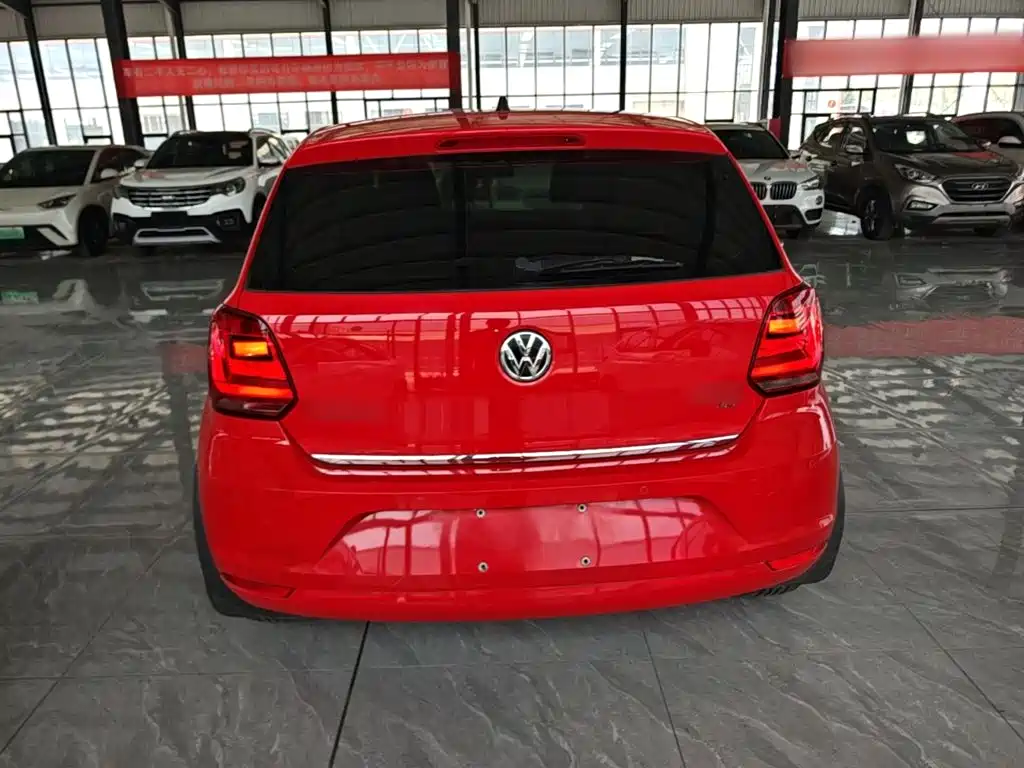 Volkswagen Polo — миниатюра 6