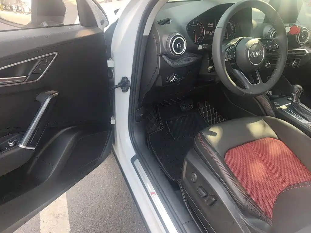 Audi Q2L — миниатюра 12