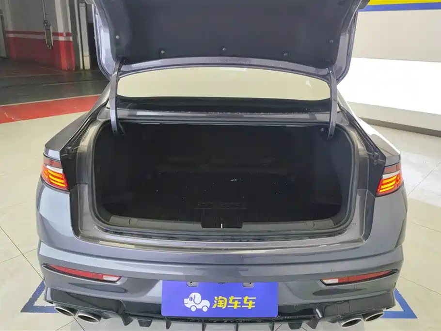 Geely Preface 2025 2.0TD