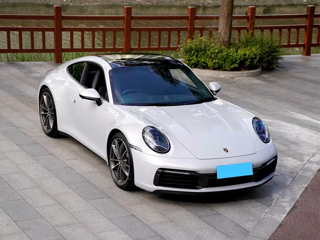 Porsche 911 2023 Carrera 3.0T