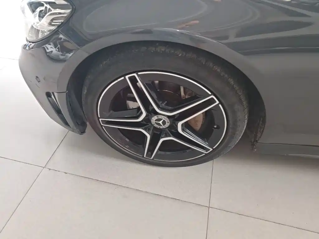 Mercedes-Benz C-Class (Import) — миниатюра 23