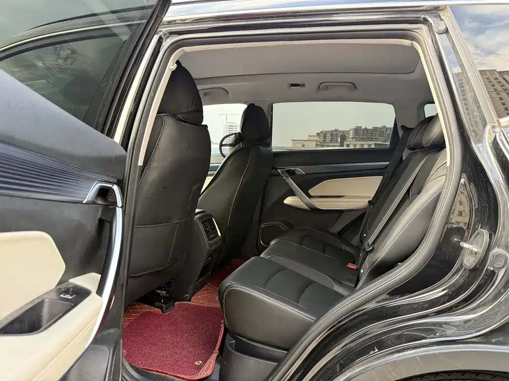 Geely Boyue — миниатюра 8