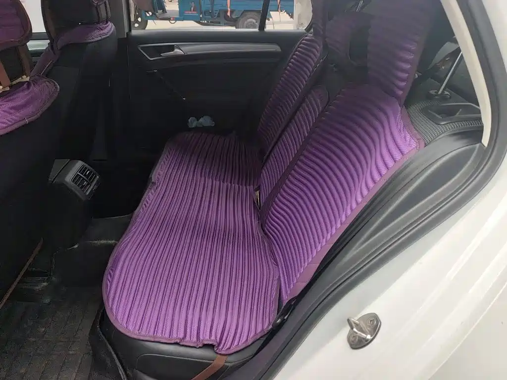 Volkswagen Golf — миниатюра 13