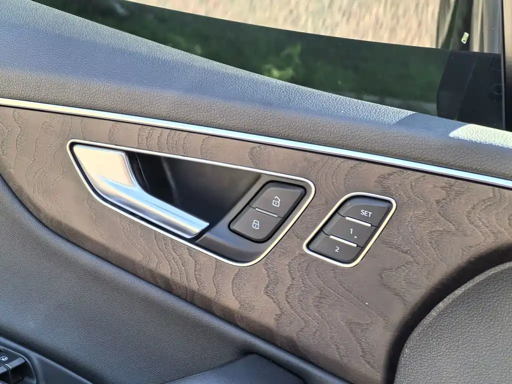 Audi Q7 — миниатюра 16
