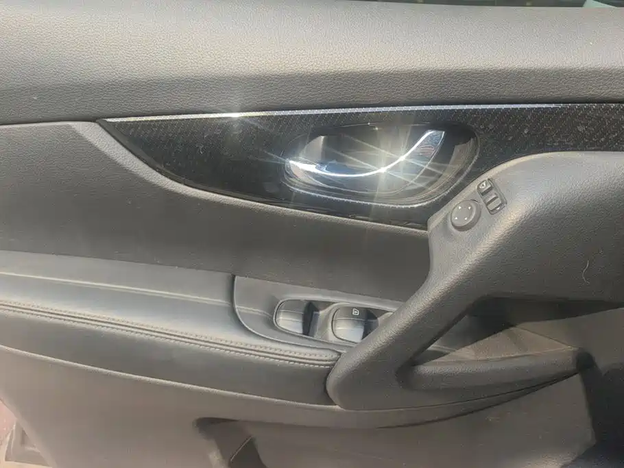 Nissan X-Trail — миниатюра 7