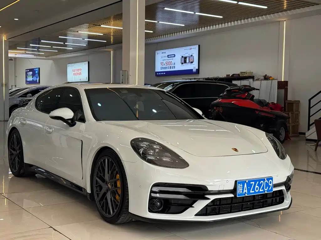 Porsche Panamera — миниатюра 3