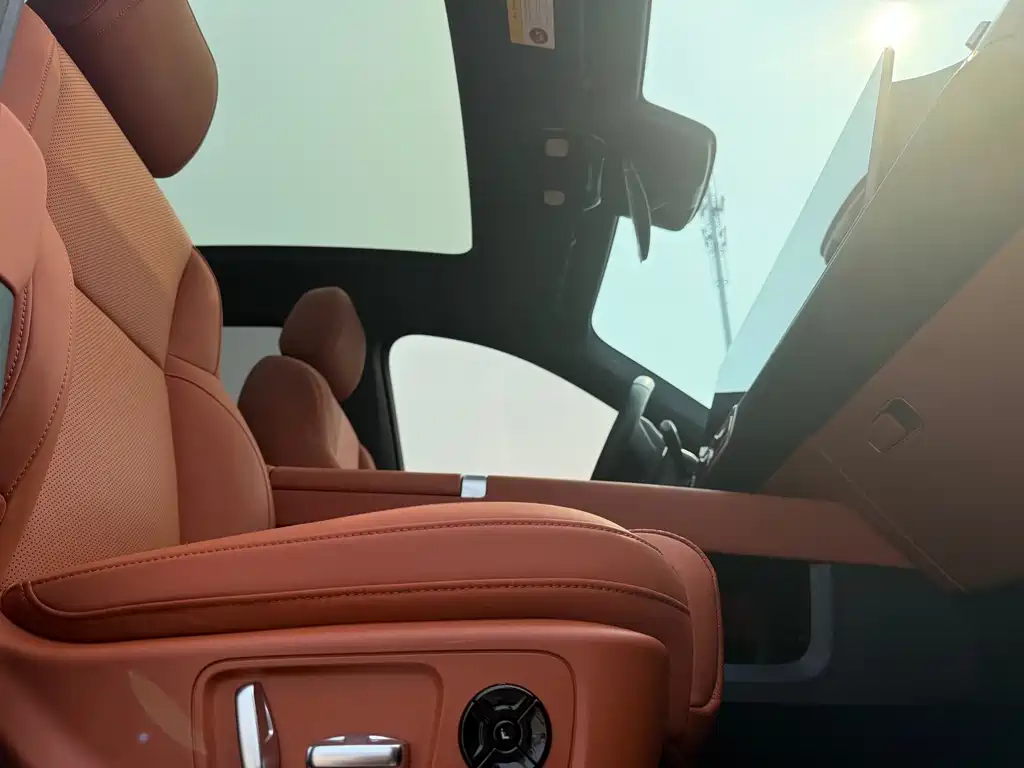 Li Auto Li L6 — миниатюра 16