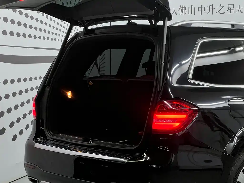 Mercedes-Benz GLS — миниатюра 3