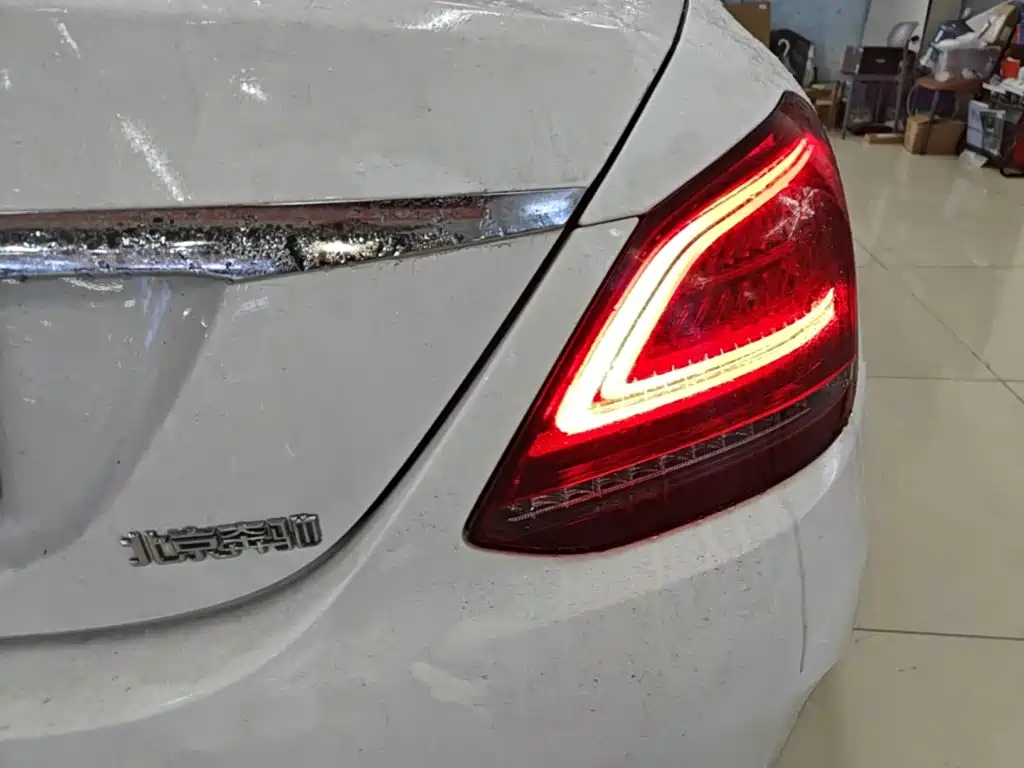 Mercedes-Benz C-Class — миниатюра 8