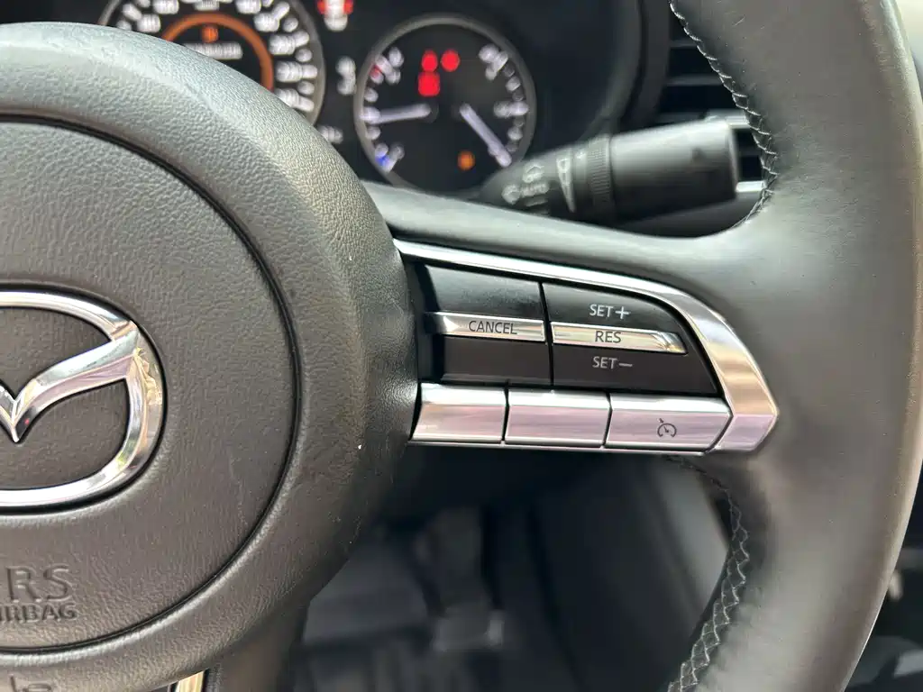 Mazda 3 Axela — миниатюра 13
