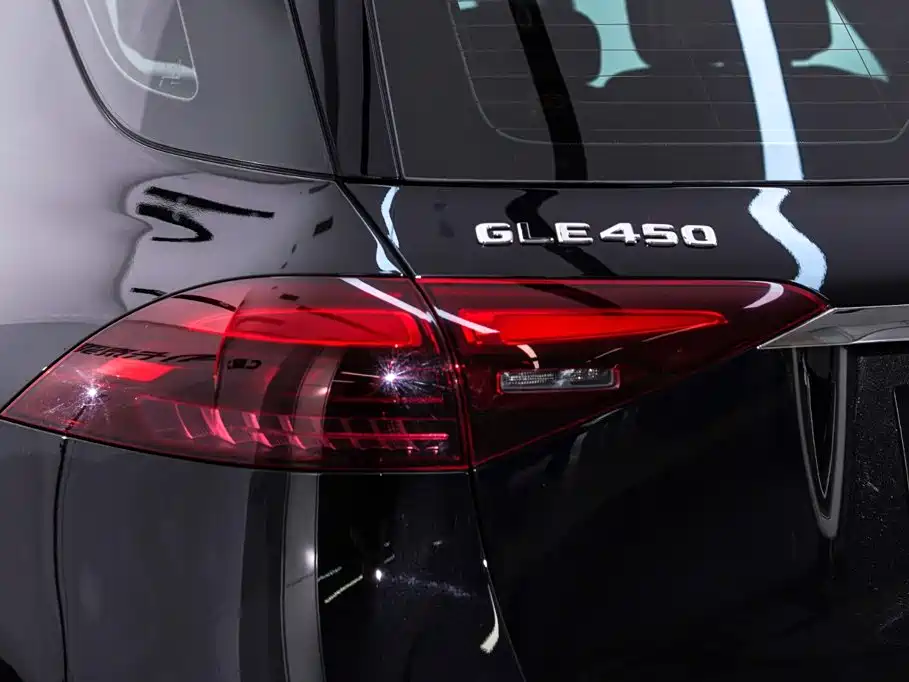 Mercedes-Benz GLE (Import) — миниатюра 11