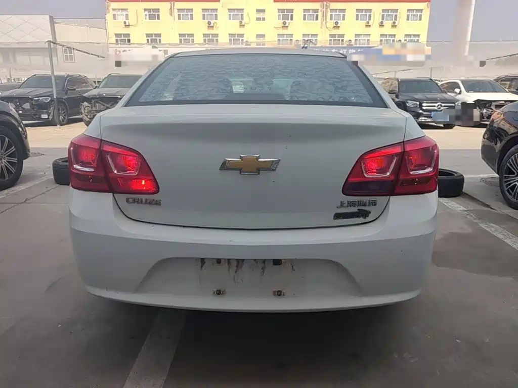Chevrolet Cruze — миниатюра 6