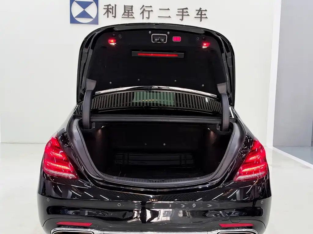 Mercedes-Benz S-Class — миниатюра 3
