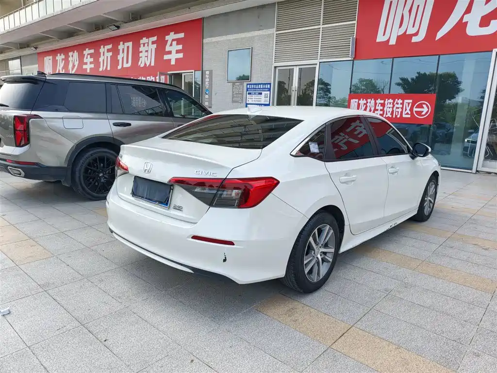 Honda Civic — миниатюра 7