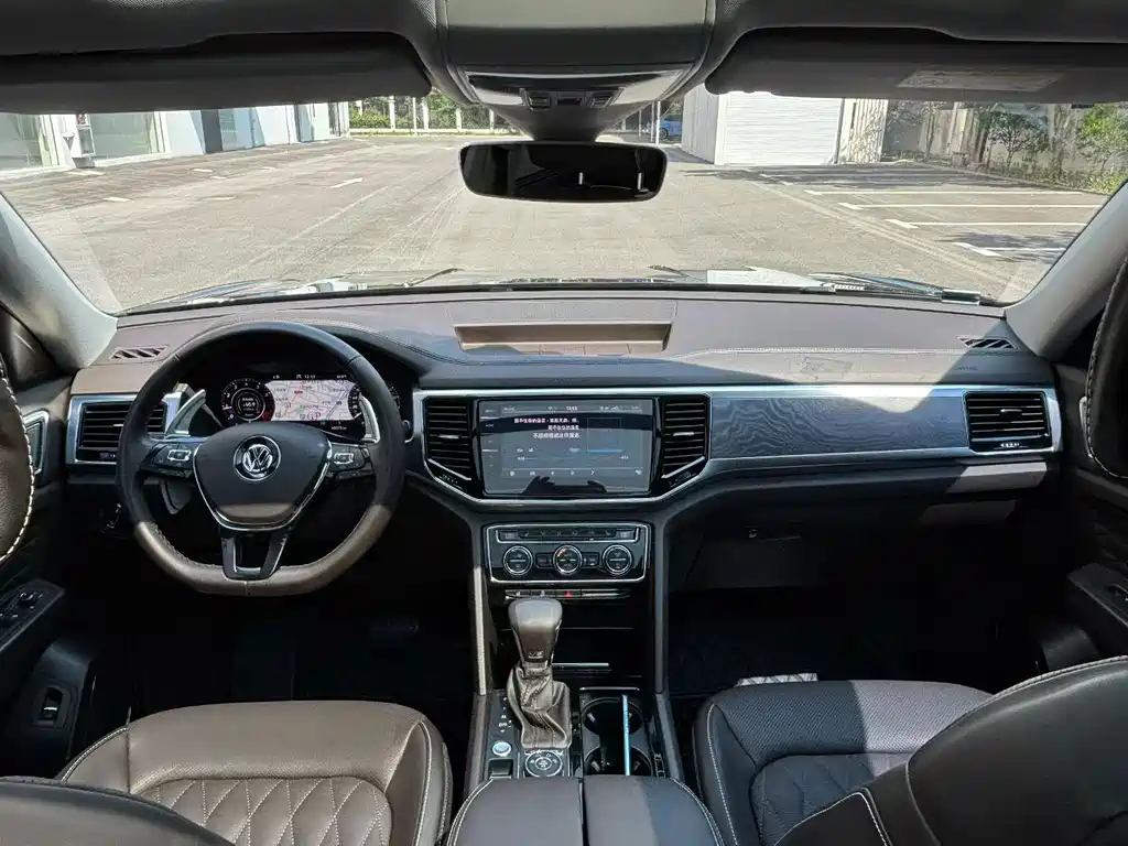 Volkswagen Teramont — миниатюра 6