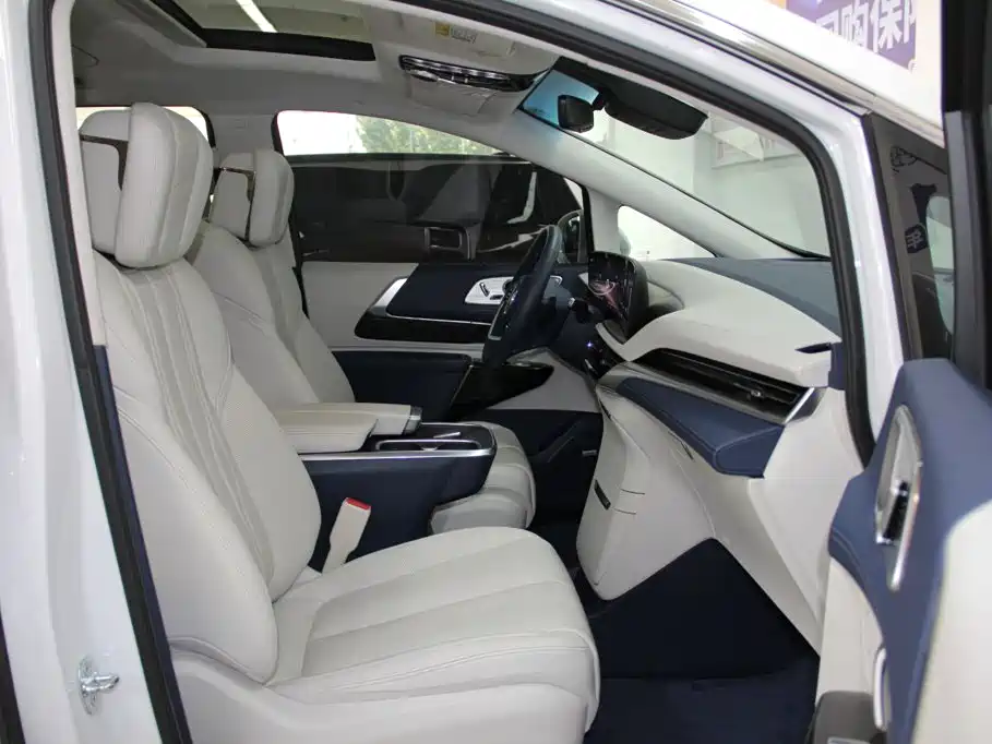 Buick Century — миниатюра 10