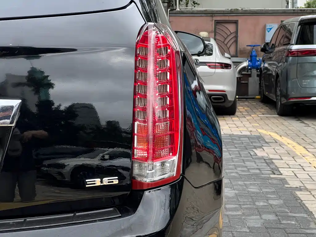 Cadillac SRX — фотографии объявления, Фото 15