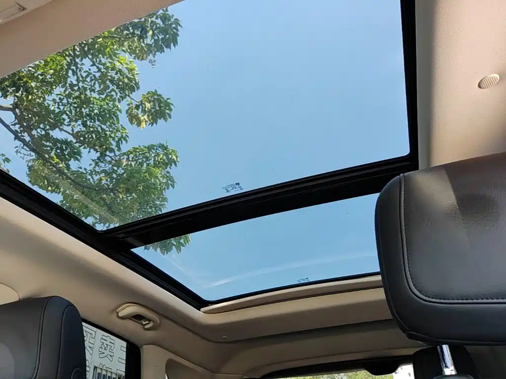Cadillac XT5 — миниатюра 18