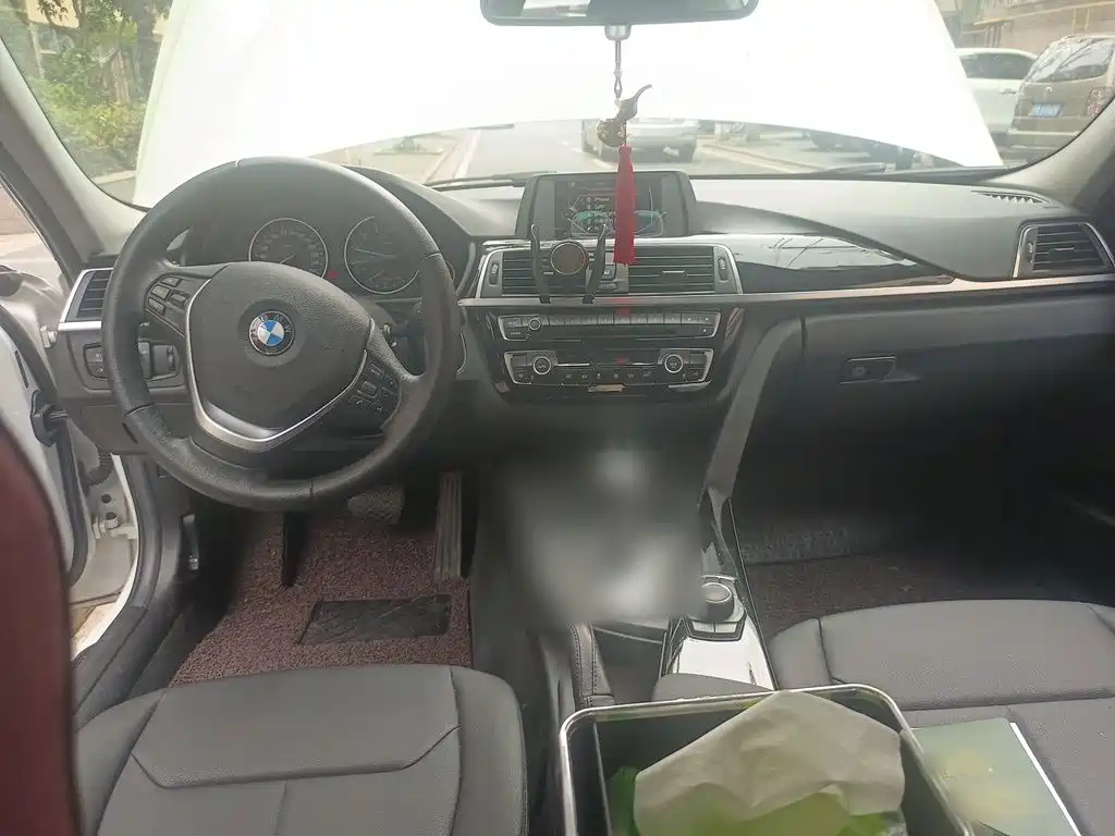 BMW 3 Series — миниатюра 6